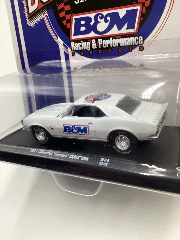 M2 Machines Auto Driver B&M 1967 Chevrolet Camaro SS RS 396 White R74 190i Sale