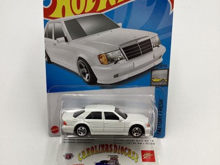 2022 Hot Wheels #86 Mercedes-Benz 500 E Dollar General Exclusive White 236F Online