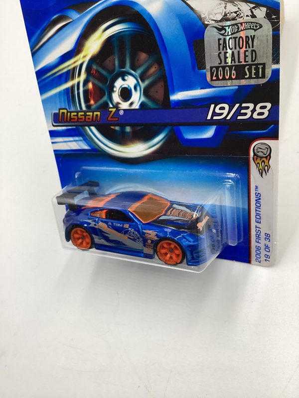 2006 Hot Wheels #19 Nissan Z Blue Factory Sealed SR Supply