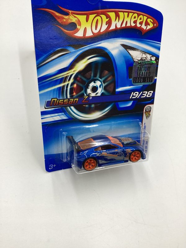 2006 Hot Wheels #19 Nissan Z Blue Factory Sealed SR Supply