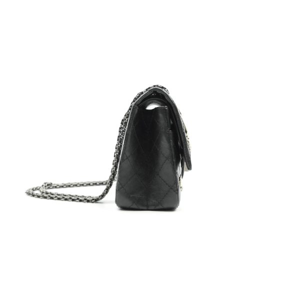 Chanel 2.55 Reissue Lucky Charms 225 Flap Black Crumpled Calfskin Ruthenium Hardware For Sale